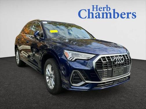 2025 Audi Q3 Premium 45 TFSI S line quattro Tiptronic
