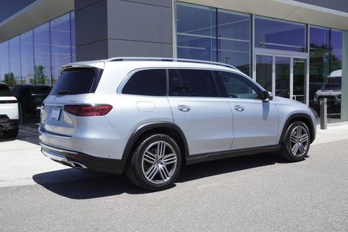 Polar White 2025 Mercedes-Benz GLS 450 4MATIC