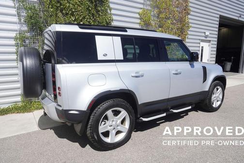 2020 Land Rover Defender 110 SE