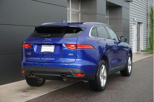 2019 Jaguar F-PACE 25t Premium