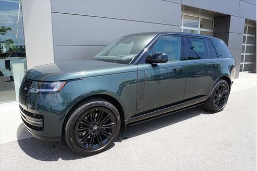 2025 Land Rover Range Rover P400 SE 7 Seat