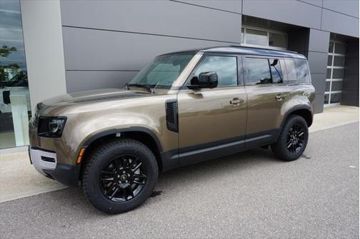 2025 Land Rover Defender 110 P300