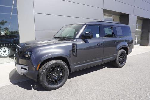2025 Land Rover Defender 130 P400 S
