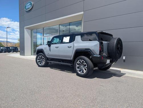 Meteorite Metallic (Gray) 2024 GMC HUMMER EV SUV 2X