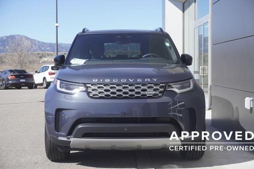 2025 Land Rover Discovery P300 S