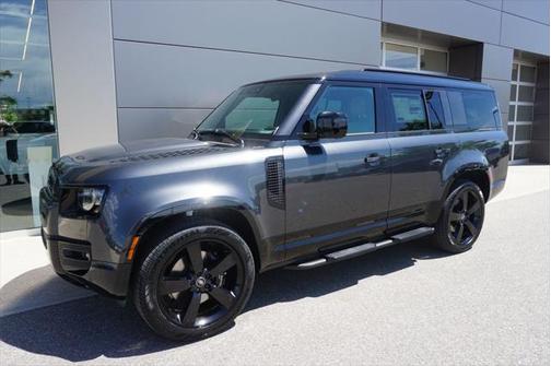 2025 Land Rover Defender V8