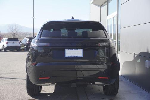 2026 Land Rover Range Rover Velar P400 Dynamic SE