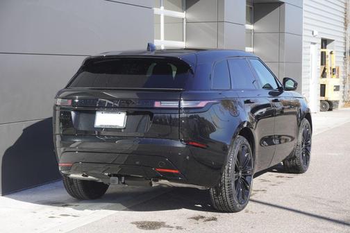 2026 Land Rover Range Rover Velar P400 Dynamic SE