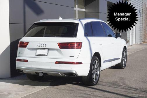 2019 Audi Q7 45 Premium Plus