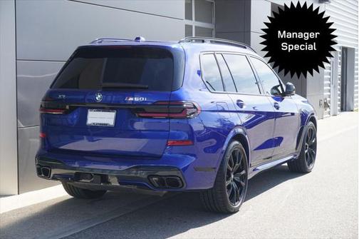 2025 BMW X7 M60i