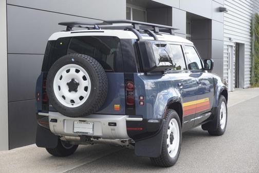 2025 Land Rover Defender 110 P300