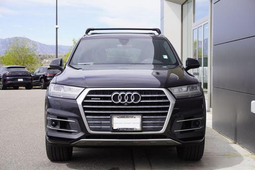 Black 2017 Audi Q7 3.0T Premium