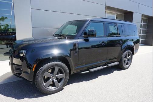 2025 Land Rover Defender V8