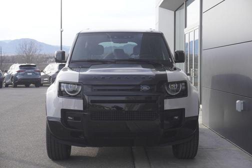 2026 Land Rover Defender P400 X