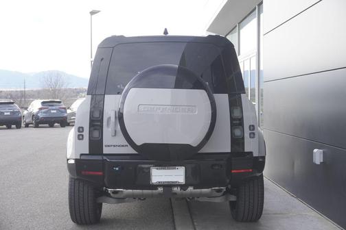 2026 Land Rover Defender P400 X