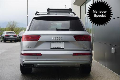 2017 Audi Q7 3.0T Premium