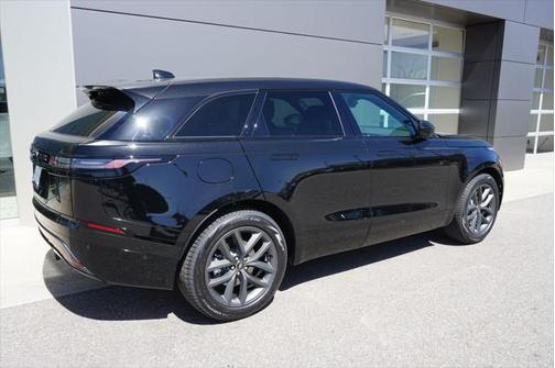2026 Land Rover Range Rover Velar P250 SE R-Dynamic