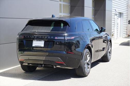 2026 Land Rover Range Rover Velar P250 SE R-Dynamic