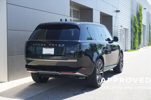 2023 Land Rover Range Rover P530 SE