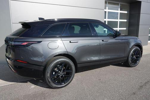 2025 Land Rover Range Rover Velar P250 SE R-Dynamic