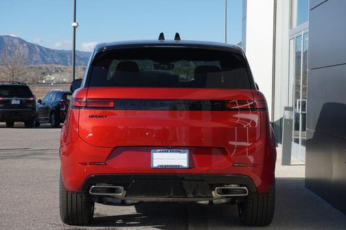 2025 Land Rover Range Rover Sport SE