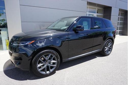 2025 Land Rover Range Rover Sport SE