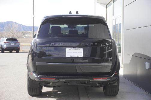 2026 Land Rover Range Rover P400 SE