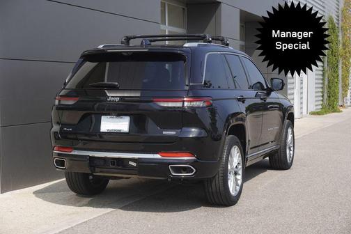 2023 Jeep Grand Cherokee Summit