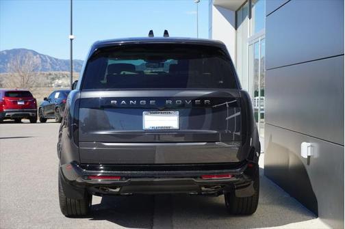 2025 Land Rover Range Rover P530 Autobiography