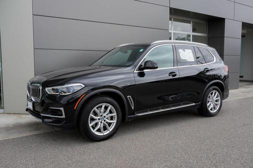 Black Sapphire Metallic 2022 BMW X5 xDrive40i