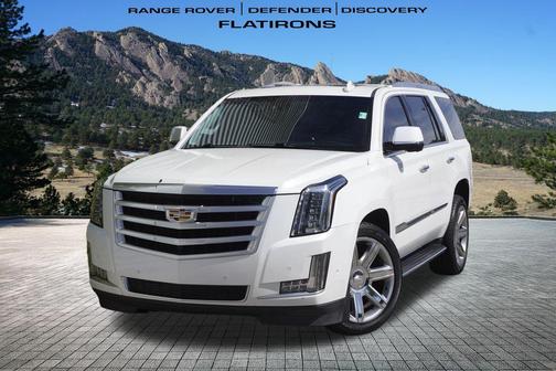 2017 Cadillac Escalade Luxury