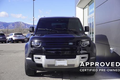 2024 Land Rover Defender 130 P400 S