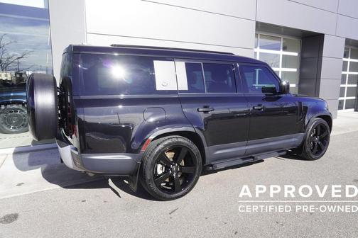 2024 Land Rover Defender 130 P400 S