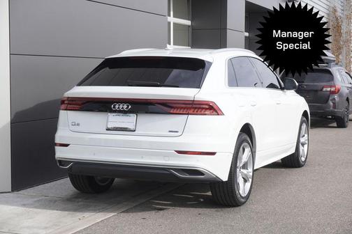 2023 Audi Q8 55 Premium Plus