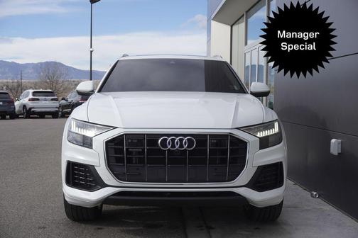 2023 Audi Q8 55 Premium Plus