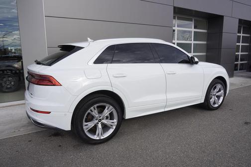2023 Audi Q8 55 Premium Plus