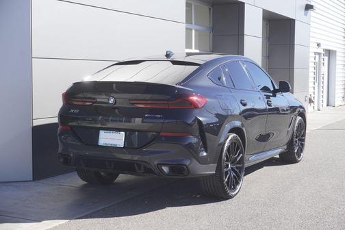 2022 BMW X6 xDrive40i