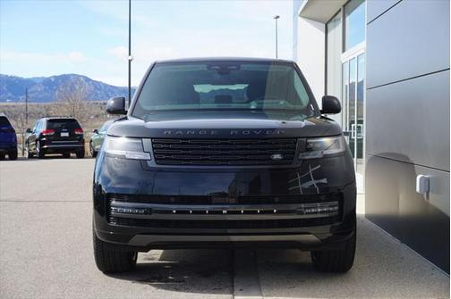 2025 Land Rover Range Rover P400 SE