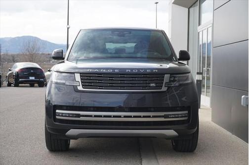 2025 Land Rover Range Rover P530 SE 7 Seat