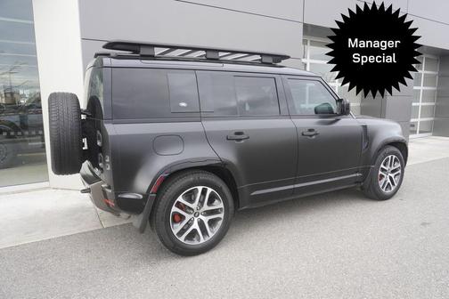 Santorini Black Metallic 2020 Land Rover Defender 110 X
