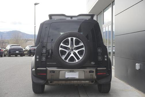 Santorini Black Metallic 2020 Land Rover Defender 110 X