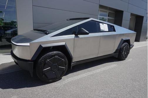 2024 Tesla Cybertruck Cyberbeast