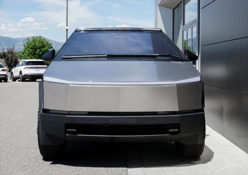 2024 Tesla Cybertruck Cyberbeast