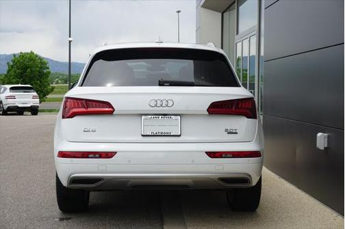 2018 Audi Q5 2.0T Premium Plus