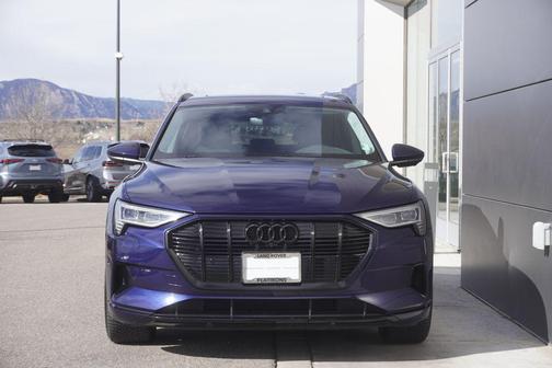 2021 Audi e-tron Premium Plus