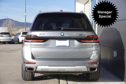 2023 BMW X7 xDrive40i