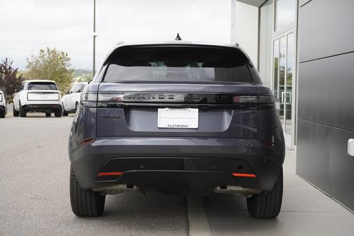 Varesine Blue Metallic 2026 Land Rover Range Rover Velar P250 S