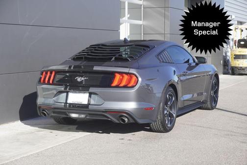 2022 Ford Mustang EcoBoost