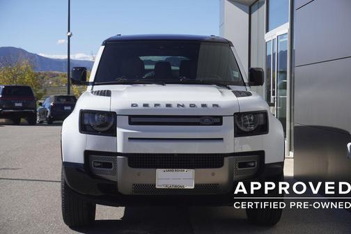 2025 Land Rover Defender 130 P400 X-Dynamic SE