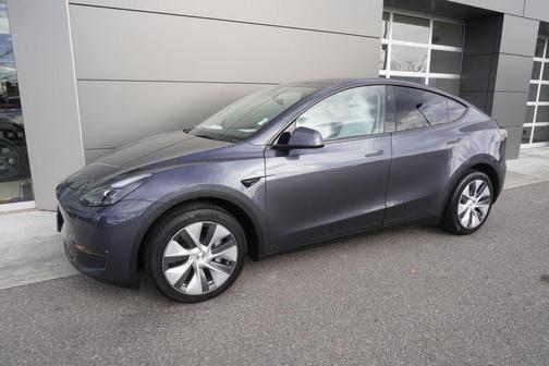 2023 Tesla Model Y Long Range Dual Motor All-Wheel Drive